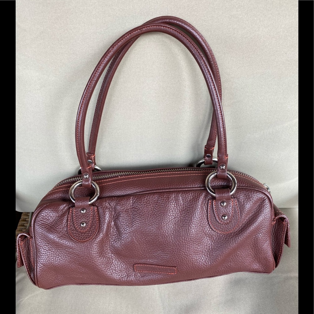 ❤️BCBGMAXAZRIA Brown Pebble Leather Satchel.